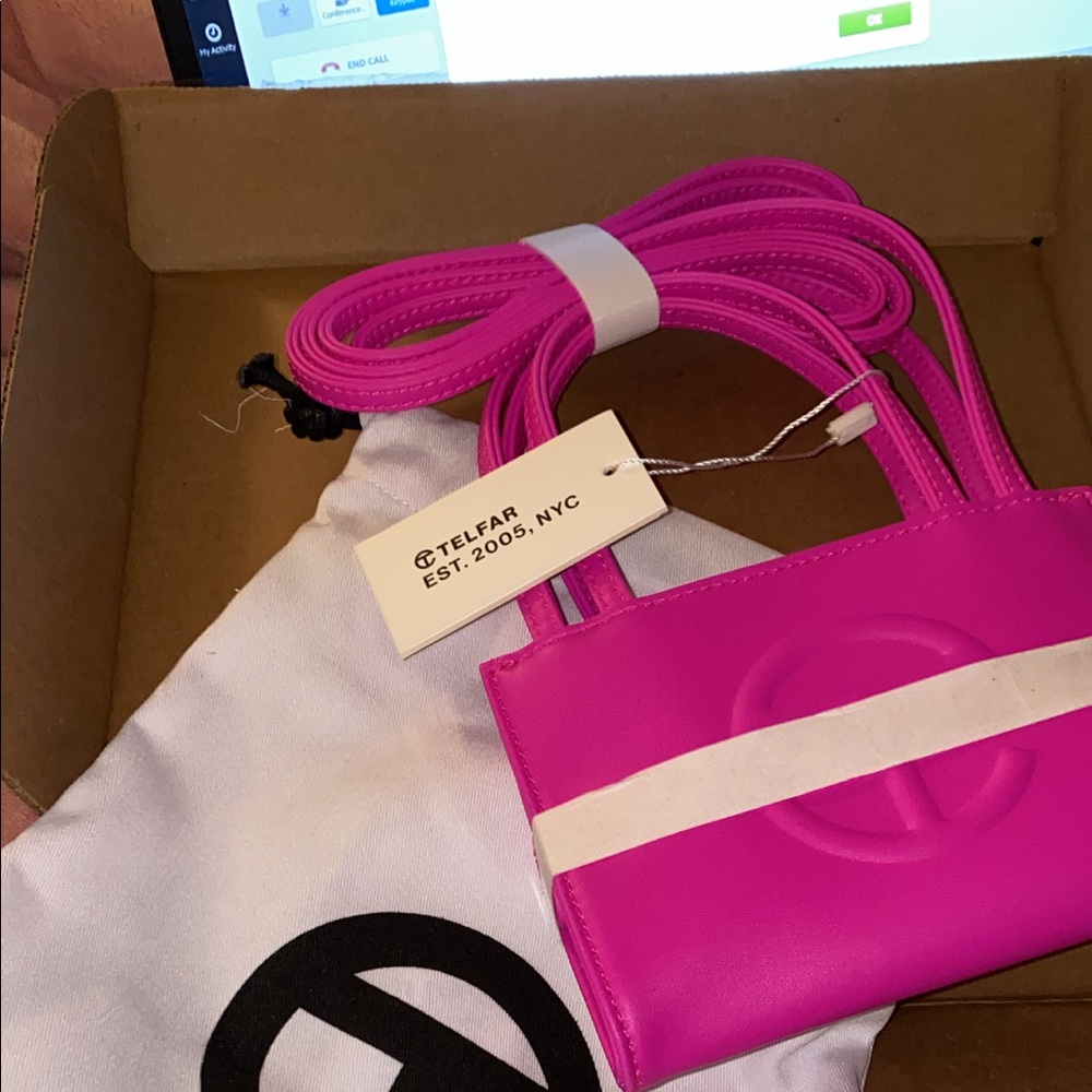 BRAND NEW Small Azalea Telfar Bag 🚫SOLD🚫